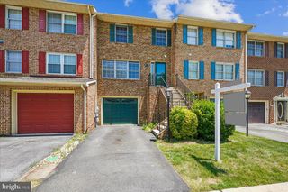 1323 LINDSAY LN, Hagerstown, MD 21742