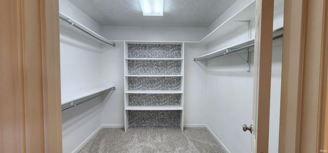 2807 Langston Drive, Evansville, IN 47725