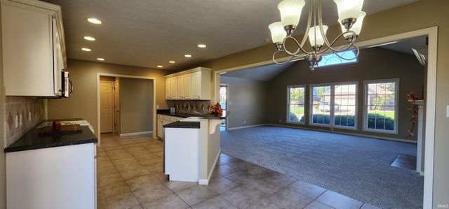 2807 Langston Drive, Evansville, IN 47725