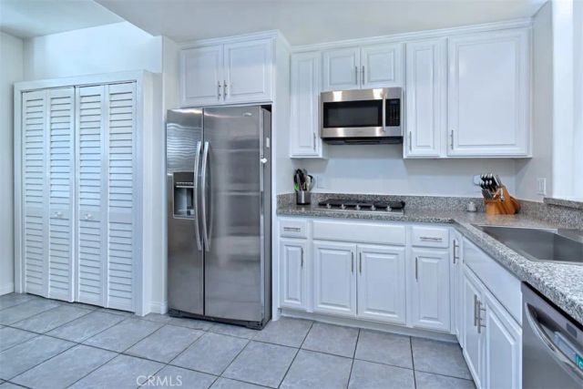 11847 Laurelwood 304, Studio City, CA 91604