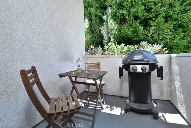 11847 Laurelwood 304, Studio City, CA 91604