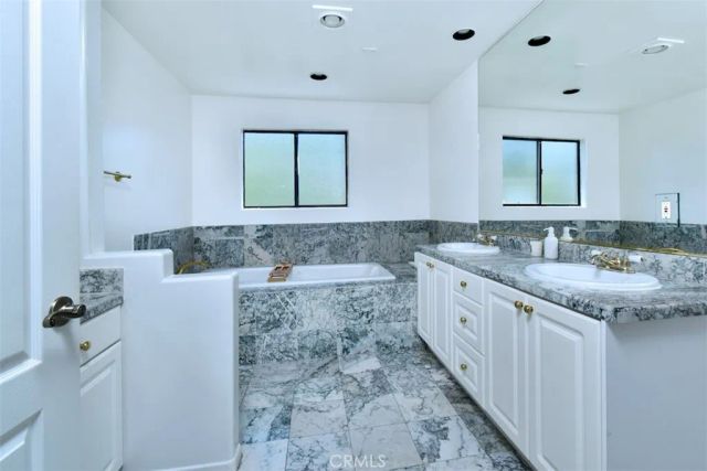 11847 Laurelwood 304, Studio City, CA 91604