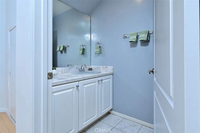 11847 Laurelwood 304, Studio City, CA 91604