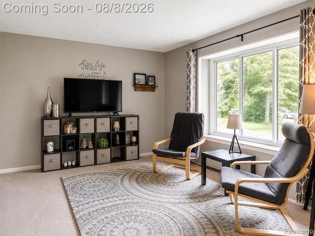8796 Coyle Drive, Pinckney, MI 48169