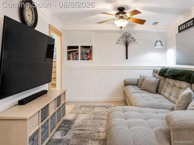 8796 Coyle Drive, Pinckney, MI 48169