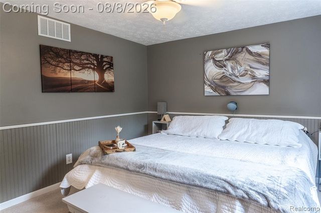 8796 Coyle Drive, Pinckney, MI 48169