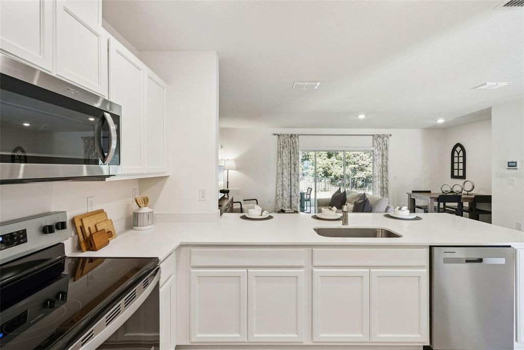 Image 17 of property listing at 3511 WYE OAK DRIVE, Apopka, FL 32703