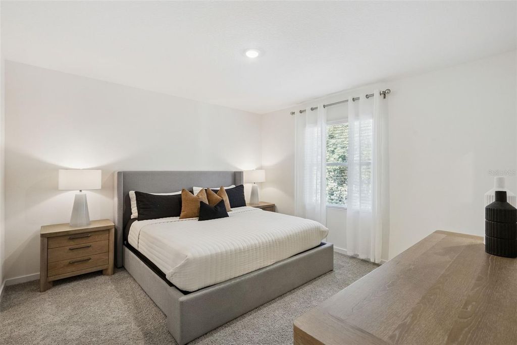 Image 22 of property listing at 3511 WYE OAK DRIVE, Apopka, FL 32703