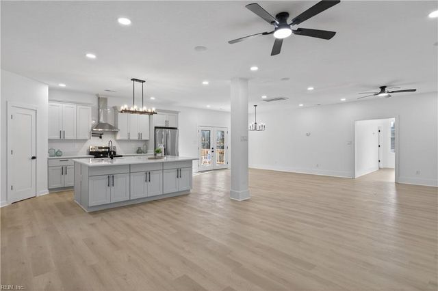 5111 Sweetbriar CIR, Portsmouth, VA 23703