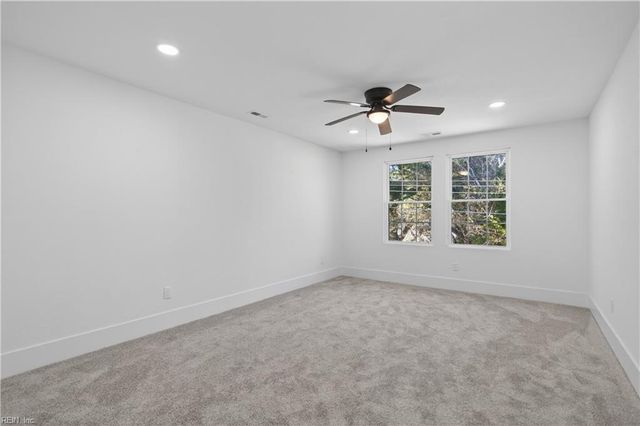 5111 Sweetbriar CIR, Portsmouth, VA 23703