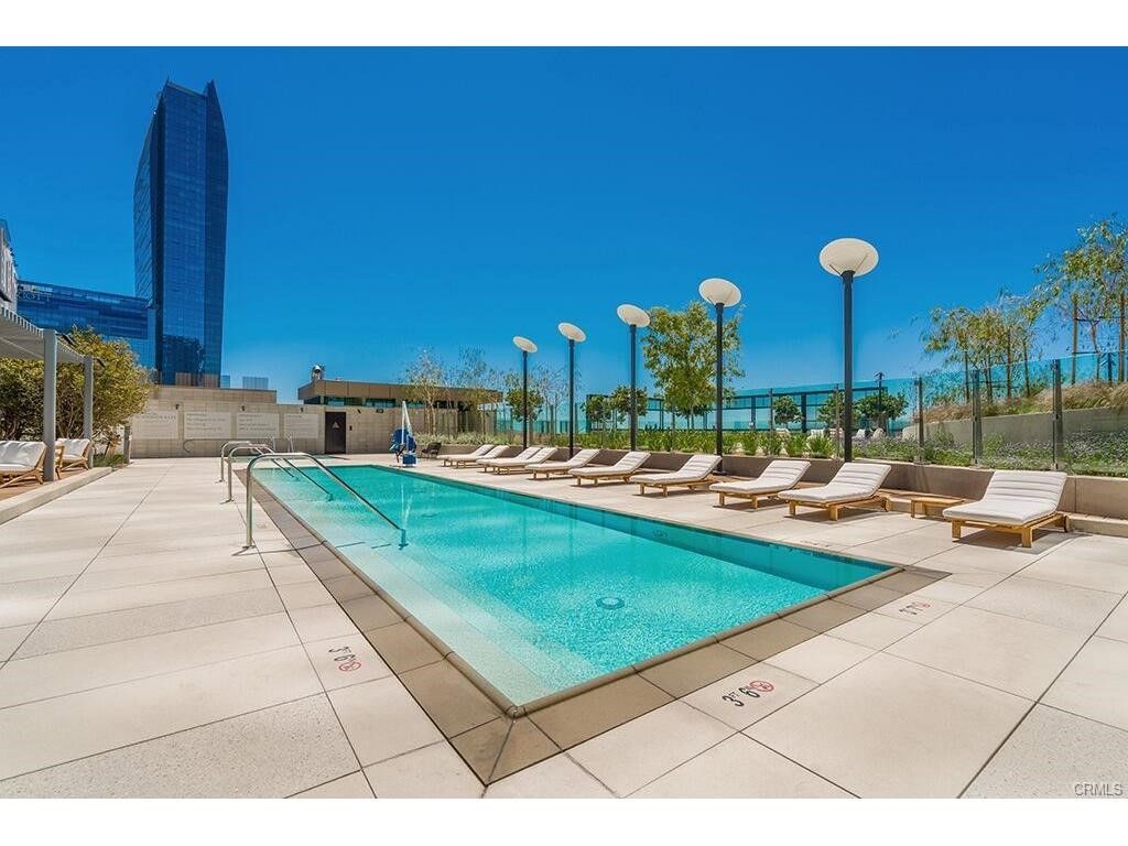 889 Francisco Street 3608, Los Angeles, CA 90017 — photo 2