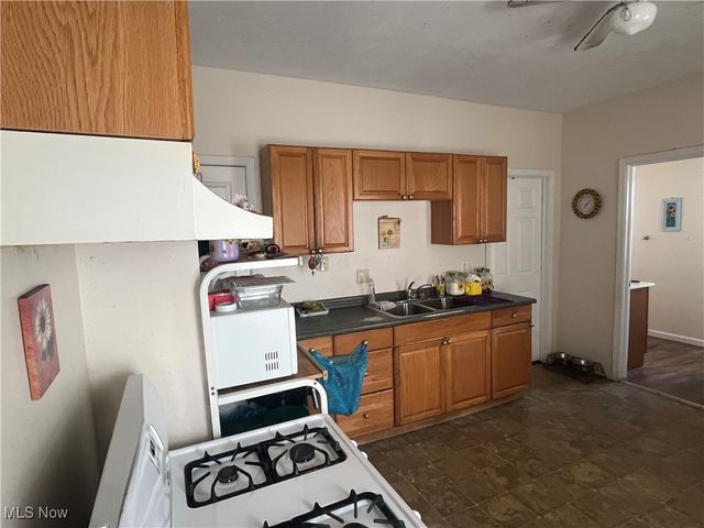 7704 Brinsmade Avenue, Cleveland, OH 44102