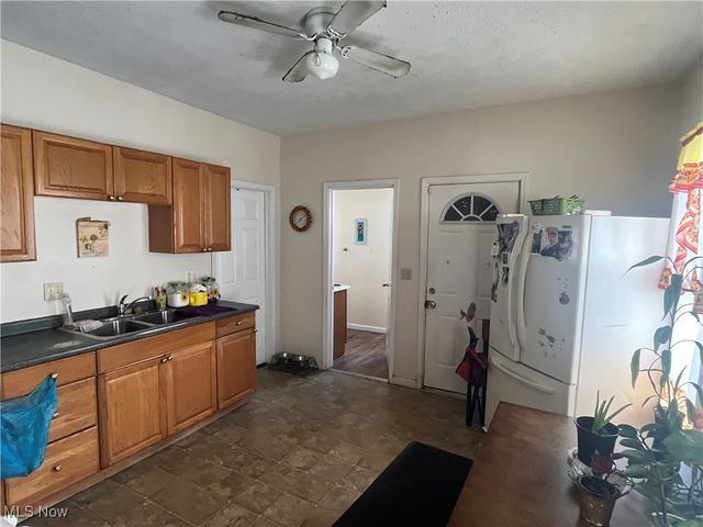 7704 Brinsmade Avenue, Cleveland, OH 44102