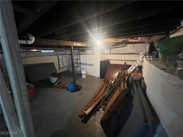 7704 Brinsmade Avenue, Cleveland, OH 44102