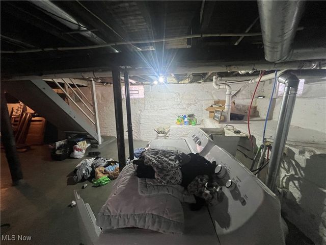 7704 Brinsmade Avenue, Cleveland, OH 44102