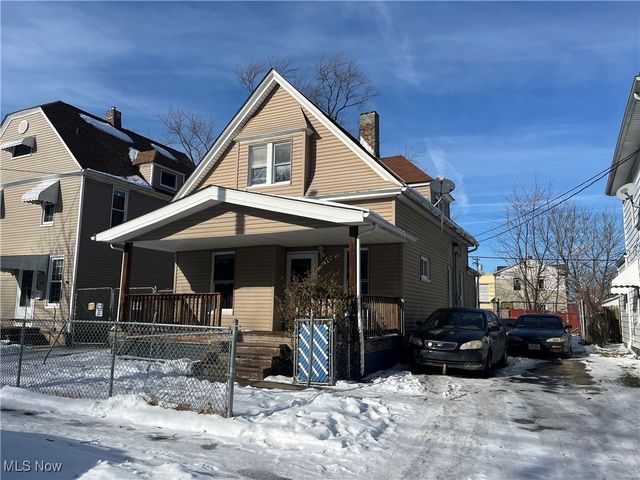 7704 Brinsmade Avenue, Cleveland, OH 44102