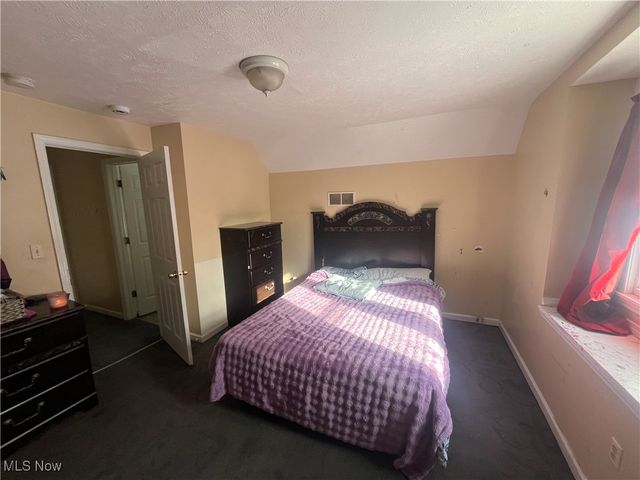 7704 Brinsmade Avenue, Cleveland, OH 44102