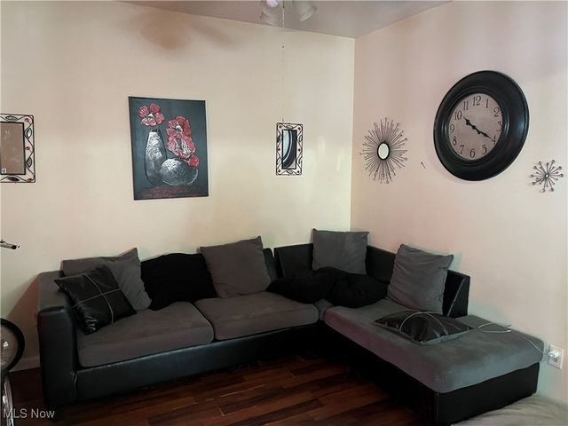 7704 Brinsmade Avenue, Cleveland, OH 44102