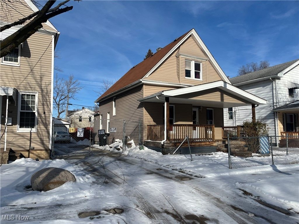 7704 Brinsmade Avenue, Cleveland, OH 44102