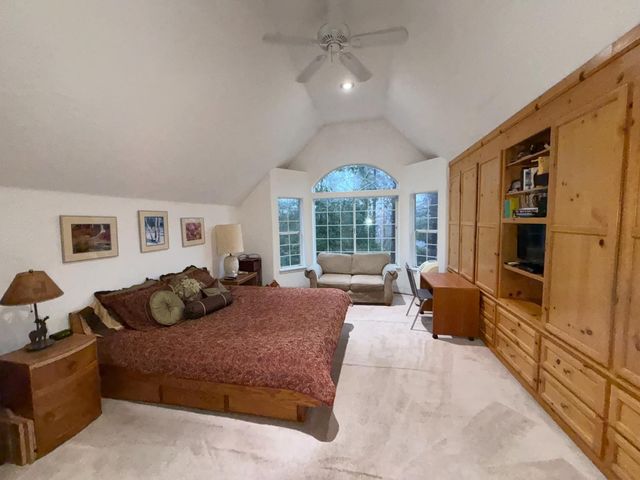 645 Rigby Ln, Applegate, CA 95703