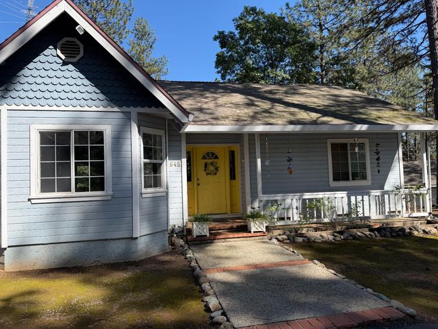 645 Rigby Ln, Applegate, CA 95703