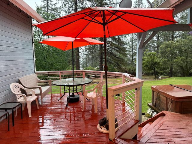 645 Rigby Ln, Applegate, CA 95703