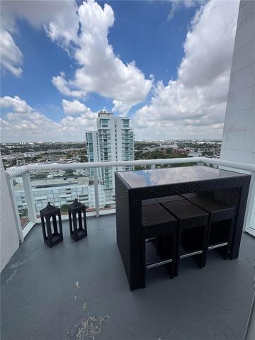 1871 NW S River Dr 2005, Miami, FL 33125