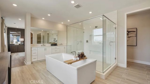 24309 Camino Oceano, Valencia, CA 91354