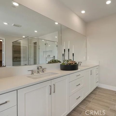 24309 Camino Oceano, Valencia, CA 91354