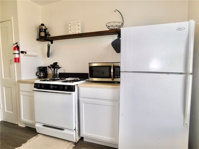 642 Robinson St, Corpus Christi, TX 78404