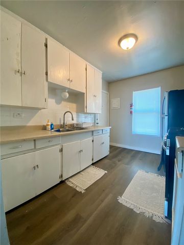 642 Robinson St, Corpus Christi, TX 78404