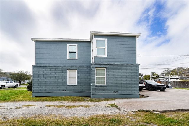 642 Robinson St, Corpus Christi, TX 78404