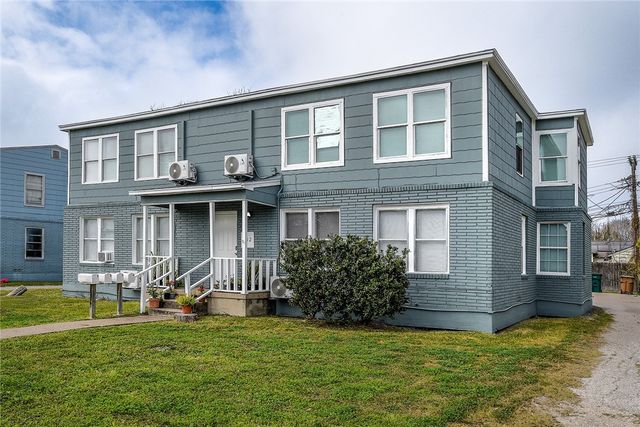 642 Robinson St, Corpus Christi, TX 78404