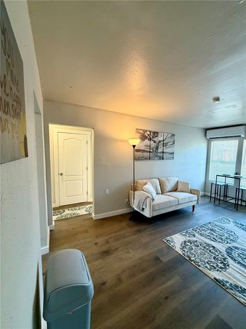 642 Robinson St, Corpus Christi, TX 78404