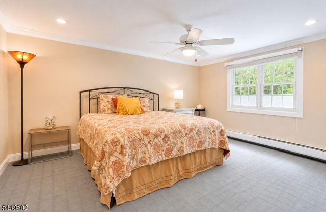 120 Timberhill Dr, East Hanover Twp., NJ 07936