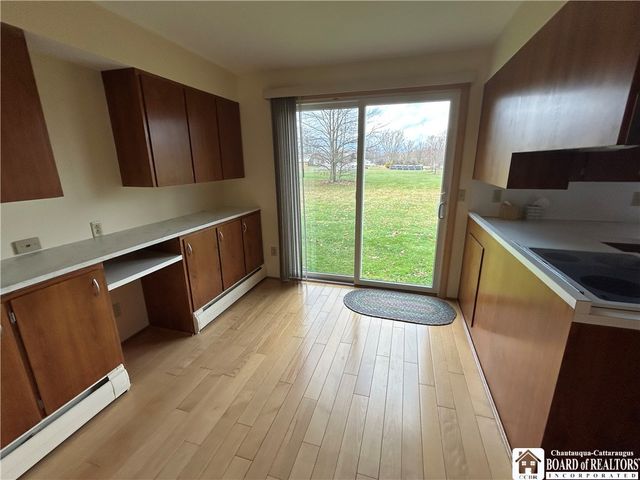 8714 Knowlton Road, Clymer, NY 14724