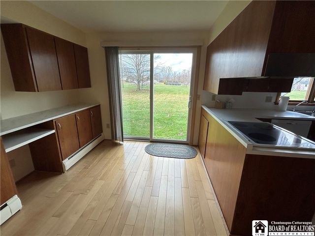 8714 Knowlton Road, Clymer, NY 14724