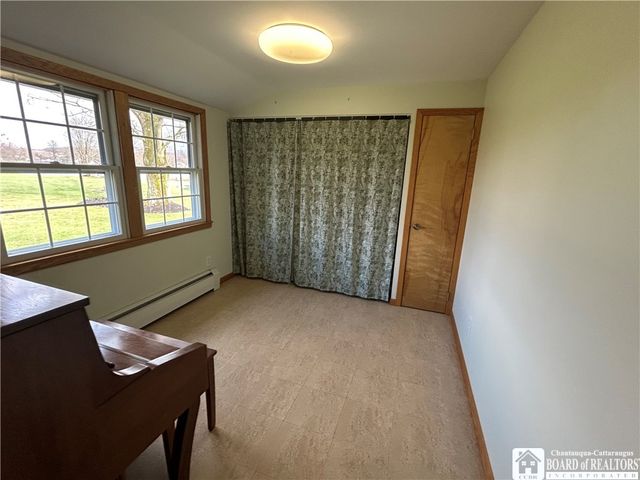 8714 Knowlton Road, Clymer, NY 14724