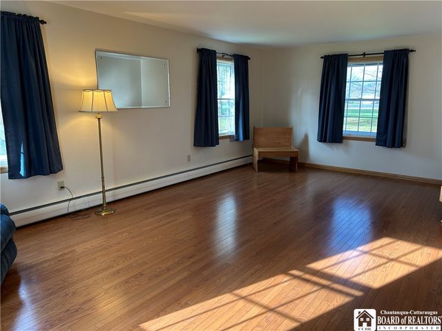 8714 Knowlton Road, Clymer, NY 14724