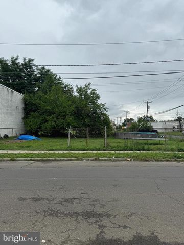 695 FAIRVIEW ST, Camden, NJ 08104