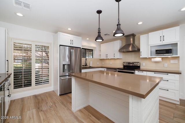 6349 N 78TH Street 103, Scottsdale, AZ 85250