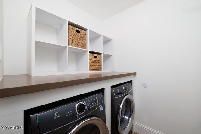 6349 N 78TH Street 103, Scottsdale, AZ 85250