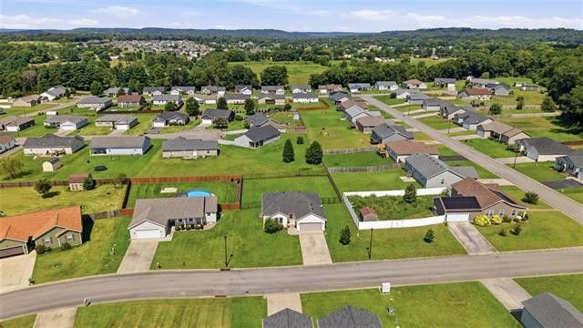 447 Fairbanks Ave, Bowling Green, KY 42101