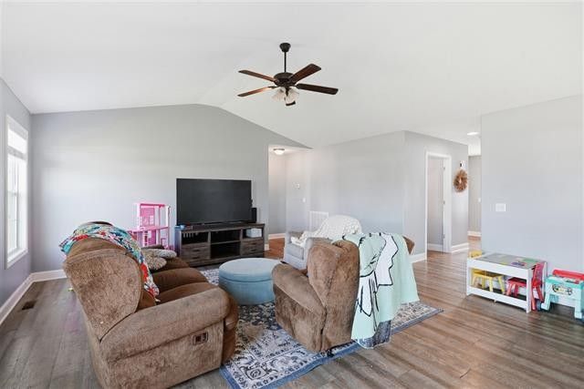 447 Fairbanks Ave, Bowling Green, KY 42101