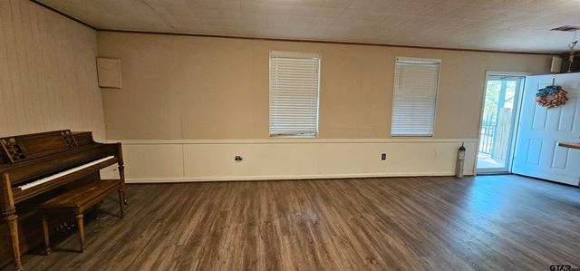509 Hillcrest Drive, Tool, TX 75143
