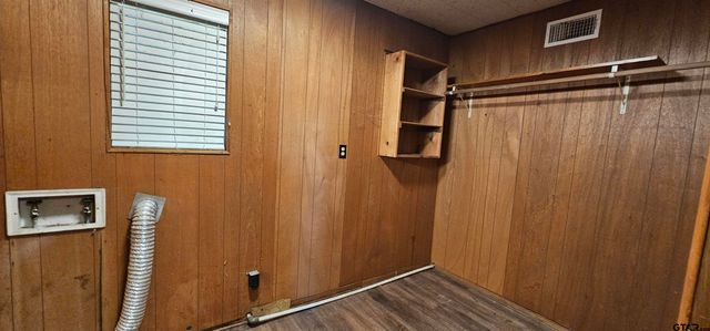 509 Hillcrest Drive, Tool, TX 75143