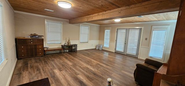 509 Hillcrest Drive, Tool, TX 75143