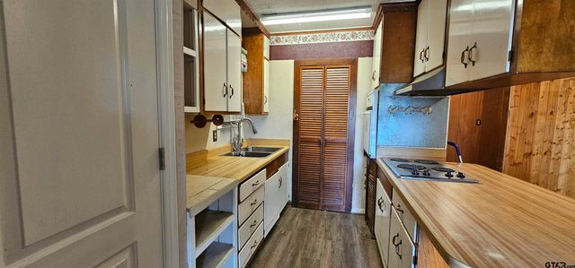 509 Hillcrest Drive, Tool, TX 75143