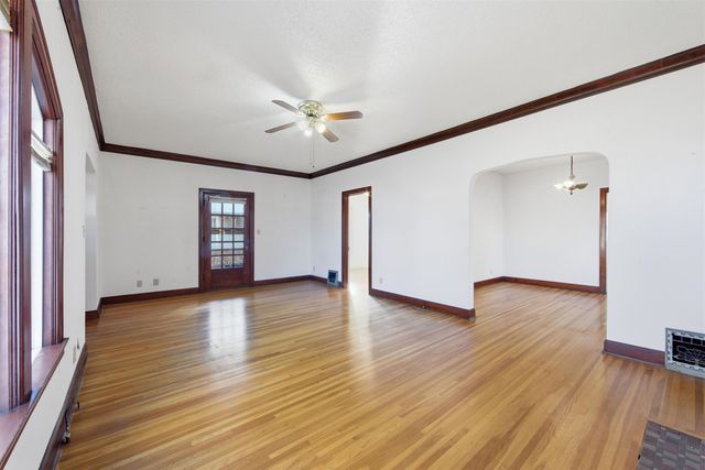 141 N Oliver Ave, Wichita, KS 67208