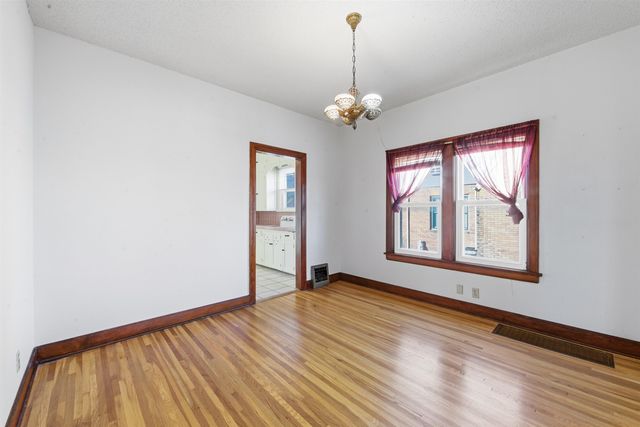 141 N Oliver Ave, Wichita, KS 67208